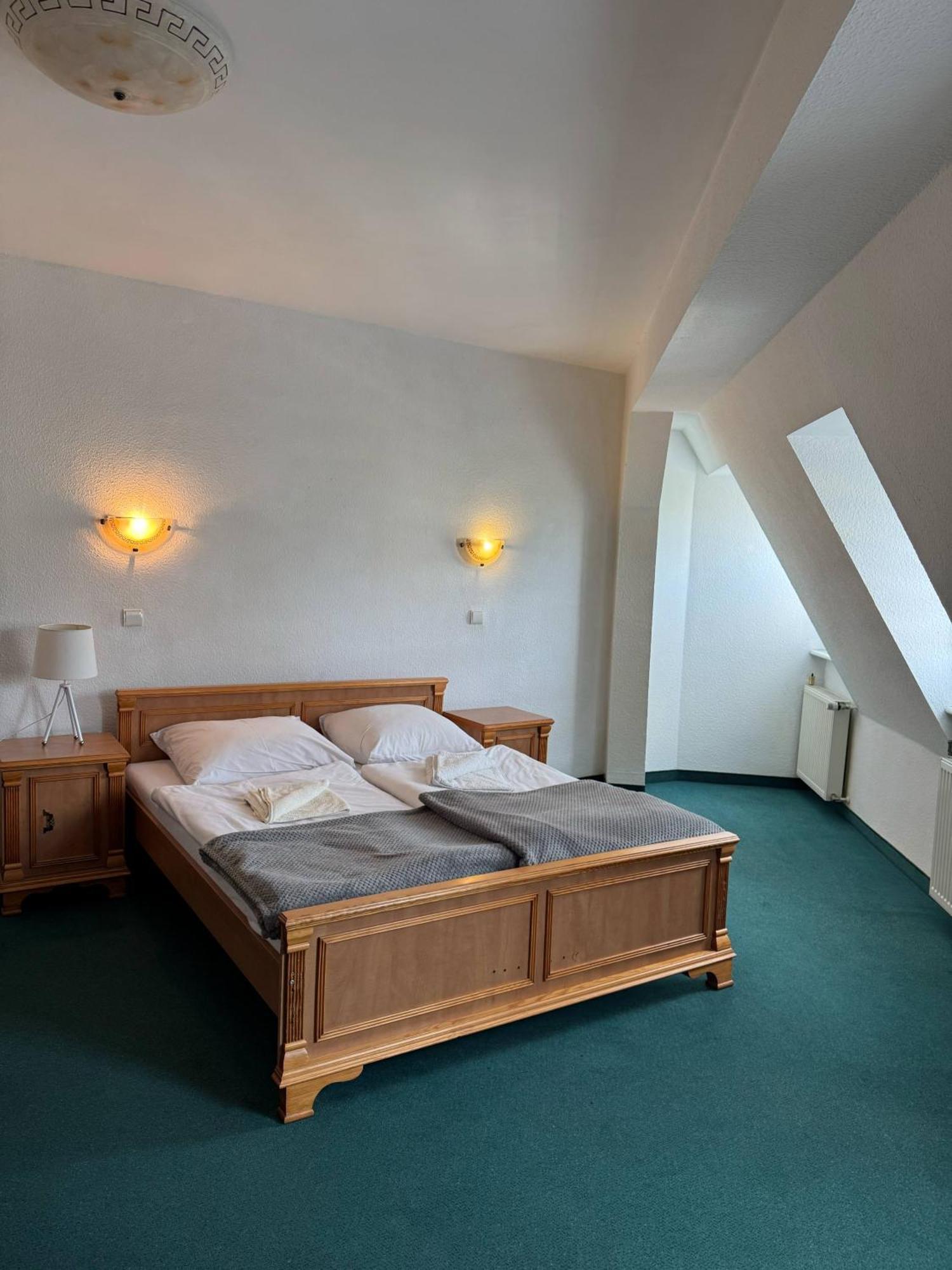 Dom Turysty Motel Kostrzyn nad Odra Exterior photo